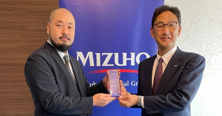 AIを活用した店舗支援SaaSの「口コミコム」を運営するmovが、みずほ銀行主催の「Mizuho Innovation Award 2022」を受賞しました